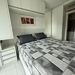 Apartamento No Novo Campeche - 150 Metros Da Praia
